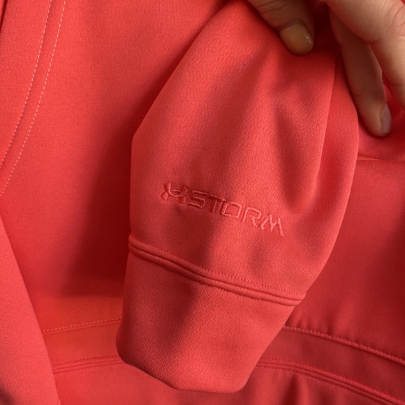 Under Armor Sweatshirt - Picture 4 of 4